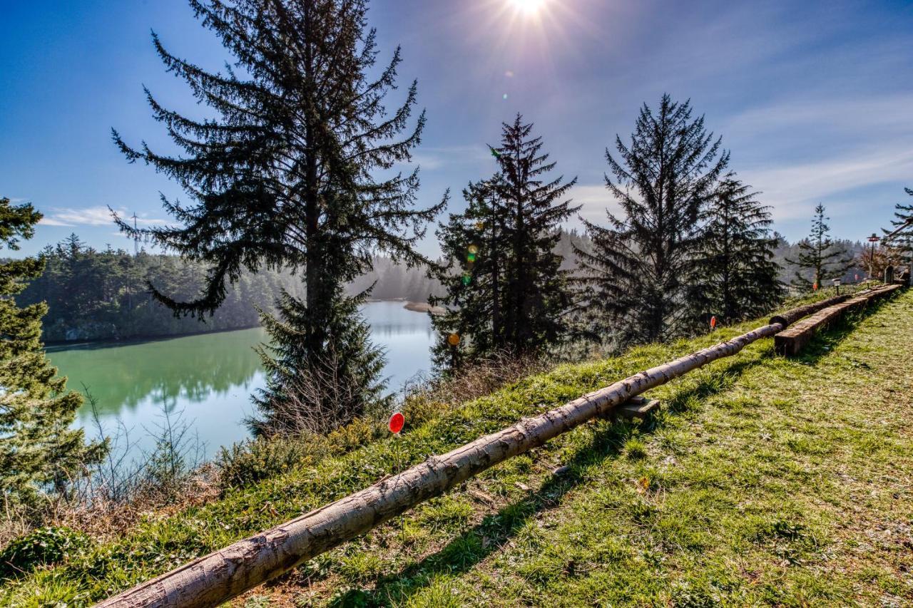 Вилла Osprey Cove Barview Экстерьер фото